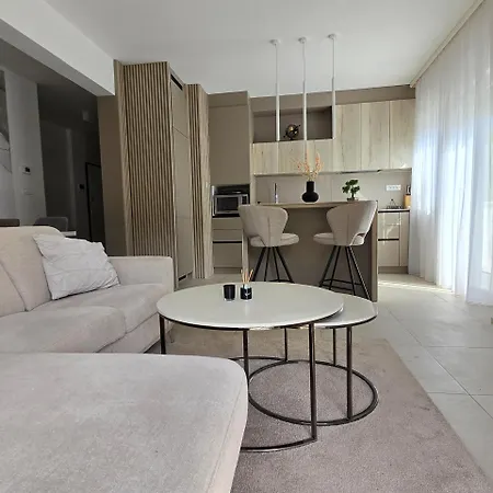 Apartment Penthouse Sanchi-bossa With Parking