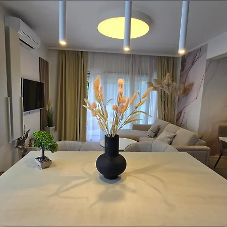 Penthouse Sanchi-bossa With Parking Apartment *