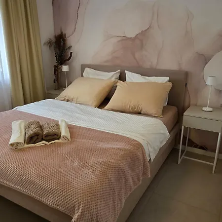 Penthouse Sanchi-bossa With Parking Apartment Zagreb